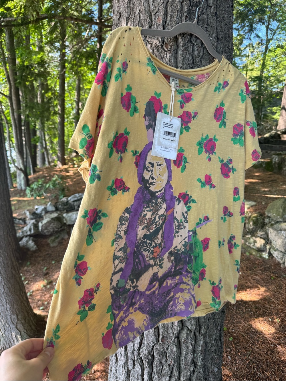 Magnolia Pearl Brave of Yellow Roses Tee - Picture 5 of 11